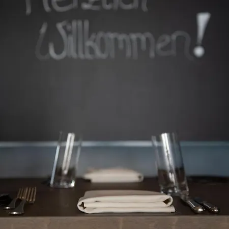 霍恩洛厄酒店 3* 鲁塔希